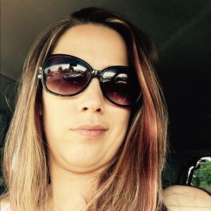 Meet your Posher, Wendy